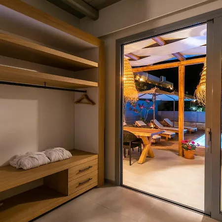 Villa The Cave